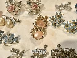 30+ pairs vintage screw back earrings rhinestone, enamel, etc many SIGNED