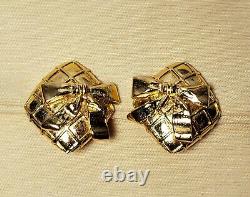 Authentic Vintage CHANEL Big Ribbon Square Clip on Earrings