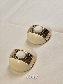 Beautiful Vintage Givenchy Clip-On Earrings. #396