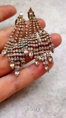 Beautiful vintage crystals clip-earrings