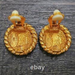 CHANEL Gold Plated CC Logos Round Vintage Clip Earrings #359c Rise-on