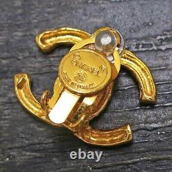 CHANEL Gold Plated CC Logos Vintage Clip Earrings #357c Rise-on