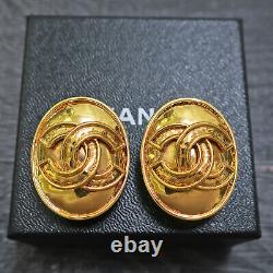 CHANEL Gold Plated CC Logos Vintage Oval Clip Earrings #170c Rise-on