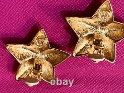 Givenchy Vintage Big Star Earrings Clip Signed Excellent Never worn on Card