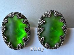 Gorgeous French Vintage Clip-on Earrings Green Glass enchased in Silver claws