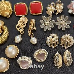 Lot 15 Vintage Clip On Earrings Cabochons Trifari Carolee Napier W Germany AK