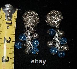 MIRIAM HASKELL Vintage ChaCha Blue Lucite Silvertone flower Clip Earrings##16