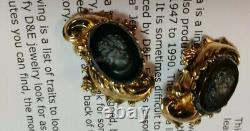 Rare Vintage 1-1/4 Juliana D&e Black Cameo Intaglio Clip Earrings Goldtone