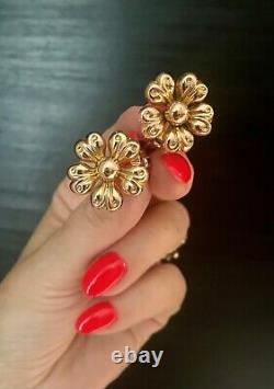 Vintage 14K Gold Flower Clip-On Earrings Elegant Floral Design