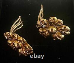 Vintage 14K Gold Flower Clip-On Earrings Elegant Floral Design