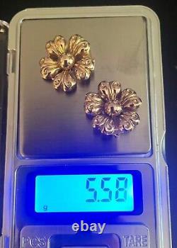 Vintage 14K Gold Flower Clip-On Earrings Elegant Floral Design