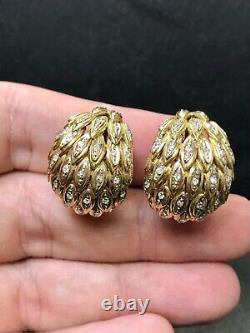 Vintage 18K Spitzer & Furman Scalloped Leaf Diamond Huggie Omega Clip Earrings