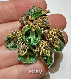 Vintage 1950 DeMario NY Green Faceted Crystals Beads Rhinestone Clip Earrings F8