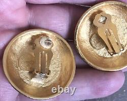 Vintage CHANEL Gold Tone CC Logos Round Clip on Earrings Box Free US S/H