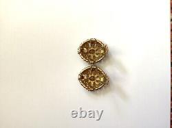 Vintage CINER faux emerald and Rhinestone dome Clip On Earrings
