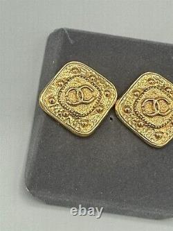 Vintage Chanel Clip on Logo Earrings CC Diamond Shape Gold Tone 1994