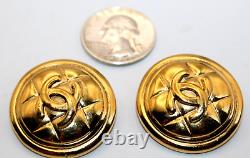 Vintage Chanel Gold Plated Matelasse Logo CC Round Stunning Clip Earrings