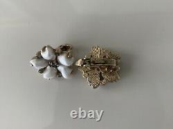 Vintage Crown Trifari Sorrento Baby Tooth Pearl Rhinestone Clip On Earrings