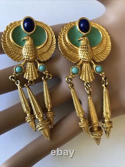 Vintage Elizabeth Taylor for Avon Egyptian Revival Cleopatra Clip Earrings