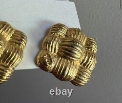 Vintage Fendi Couture Logo Basket Weave Square Gold Tone Clip On Earrings