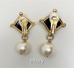 Vintage Gold Plated French Gripoix & Faux Pearl Clip Earrings