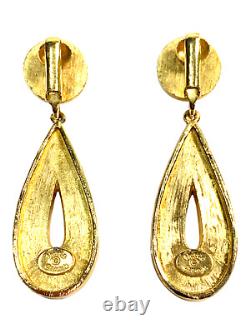 Vintage Hattie Carnegie Signed Egyptian Revival Gold Tone Dangle Clip Earrings