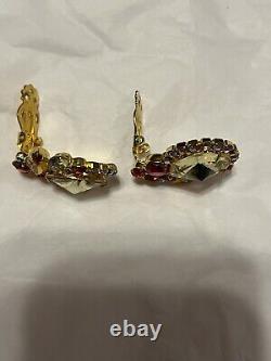 Vintage Juliana Delizza and Elster Brooch and Clip Earrings Set Multicolor