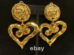 Vintage Large Heart Runway Hammered Dangle Gold Tone Clip on Earrings