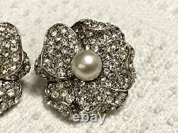 Vintage Rare KJL KENNETH JAY LANE Signed Pave Crystal Flower Clip On Earrings