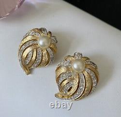 Vintage Signed PANETTA Brushed Gold Tone Rhinestone Faux Pearl Big Clip Earrings