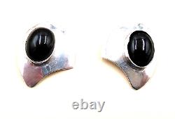 Vintage Taxco Mexico TR-55 Sterling Silver 925 Clip Earrings Black Onyx Cabochon