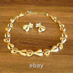 Vintage Trifari Gold Tone Bows 17 Necklace & Clip Earring Set Signed