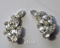 Vintage Weiss Clear Marquise Rhinestone Clip On Earrings Signed