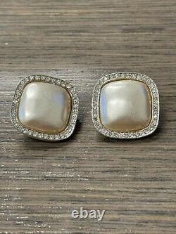 Vintage carolee clip on earrings