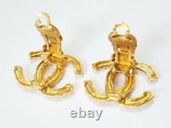 Vintage chanel clip on earrings