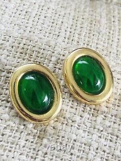 Vintage christian dior emerald cabochon gripoix glass clip-on earrings Rare Chr