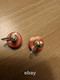 Vintage gold-plated red coral ear clips! 5.2grm